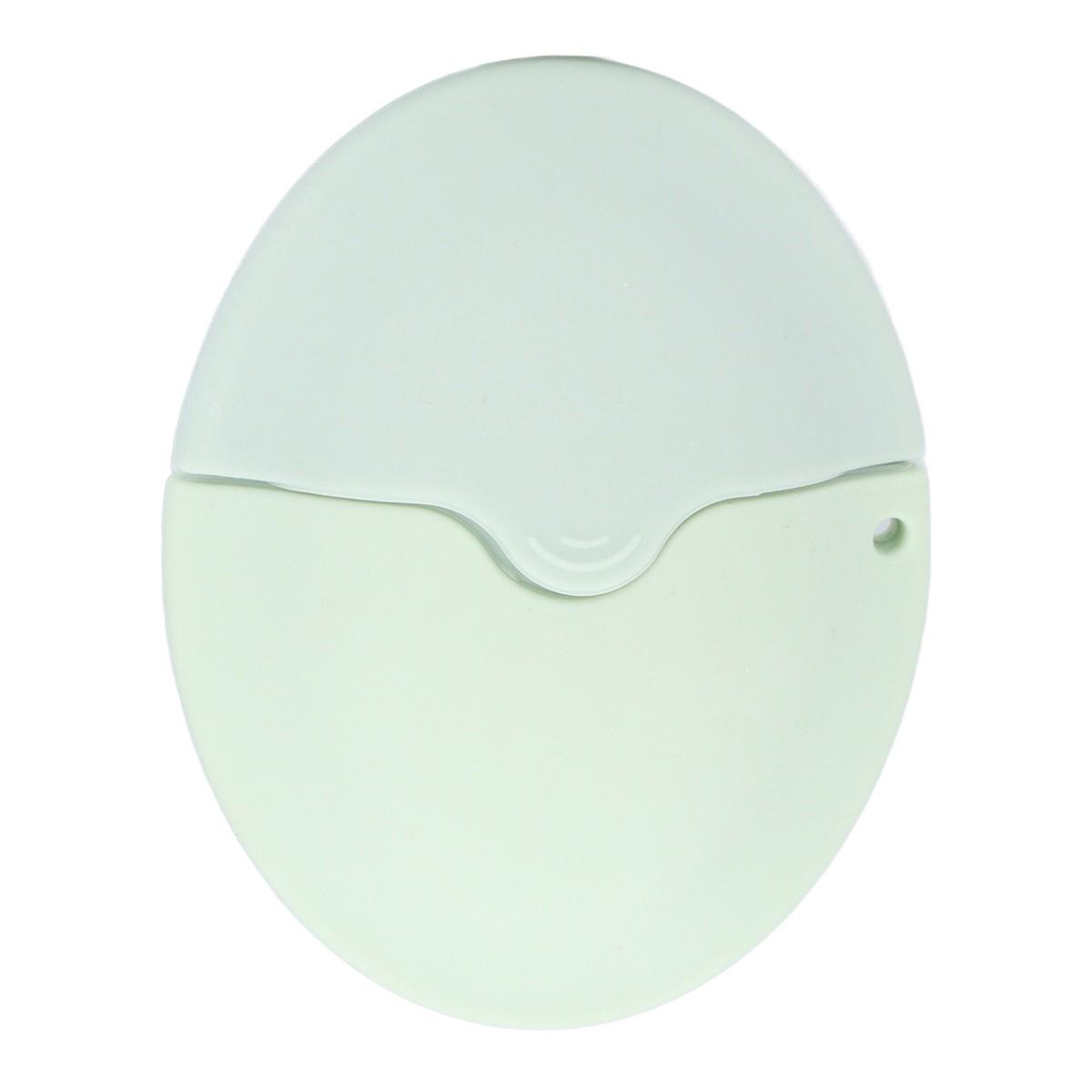 Green sunscreen applicator with sponge tip for smooth, easy, and mess-free sunscreen application, suitable for kids and adults